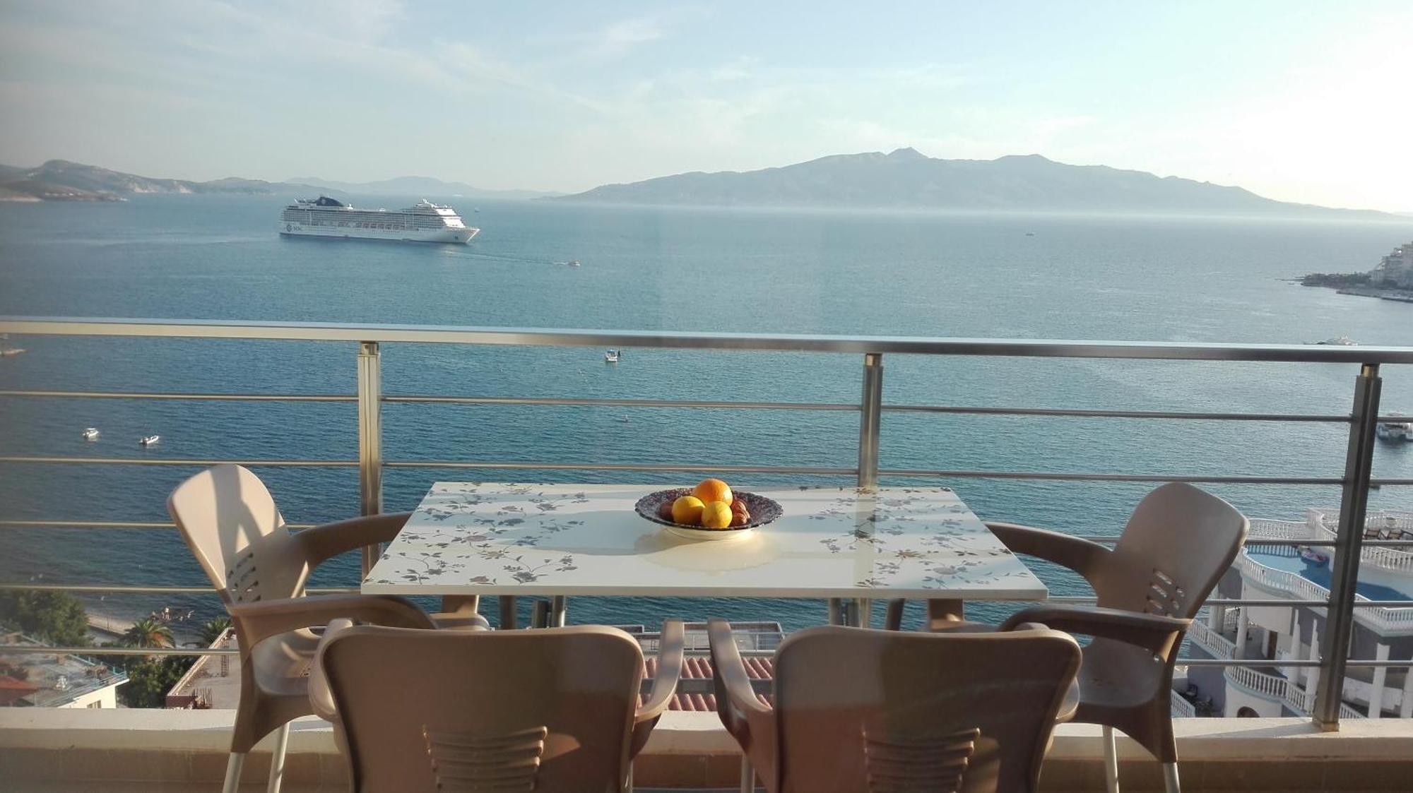 Bay View Apartment Саранде Екстериор снимка
