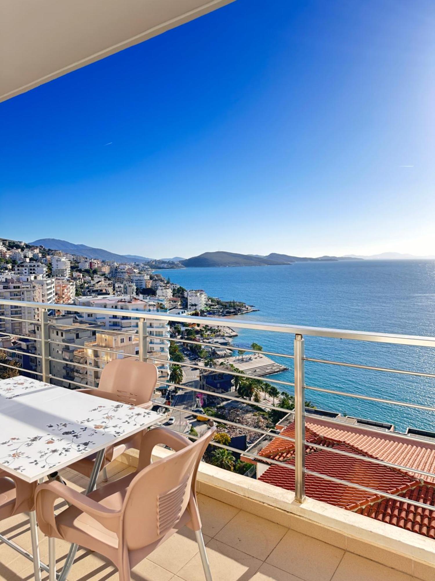 Bay View Apartment Саранде Екстериор снимка