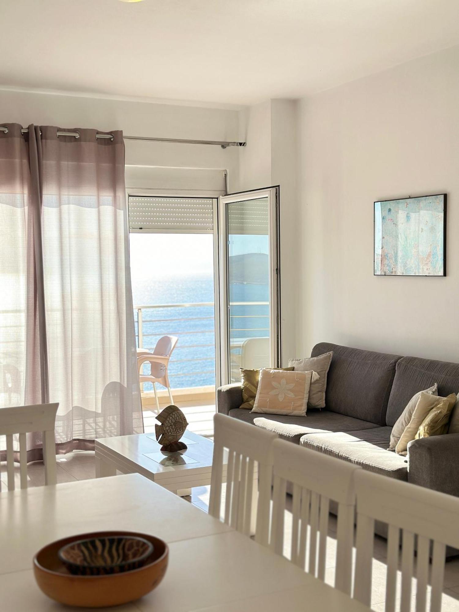 Bay View Apartment Саранде Екстериор снимка
