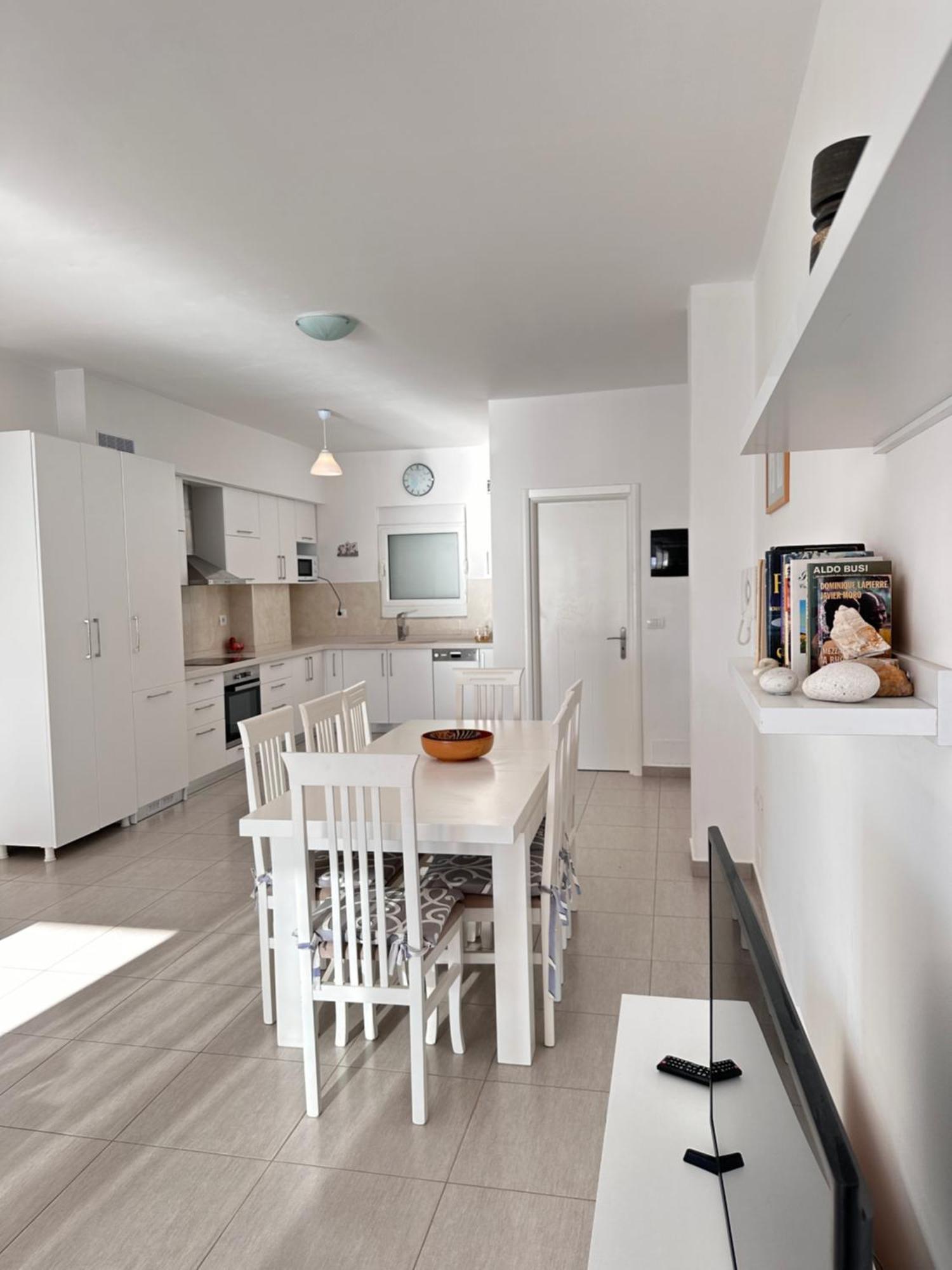 Bay View Apartment Саранде Екстериор снимка