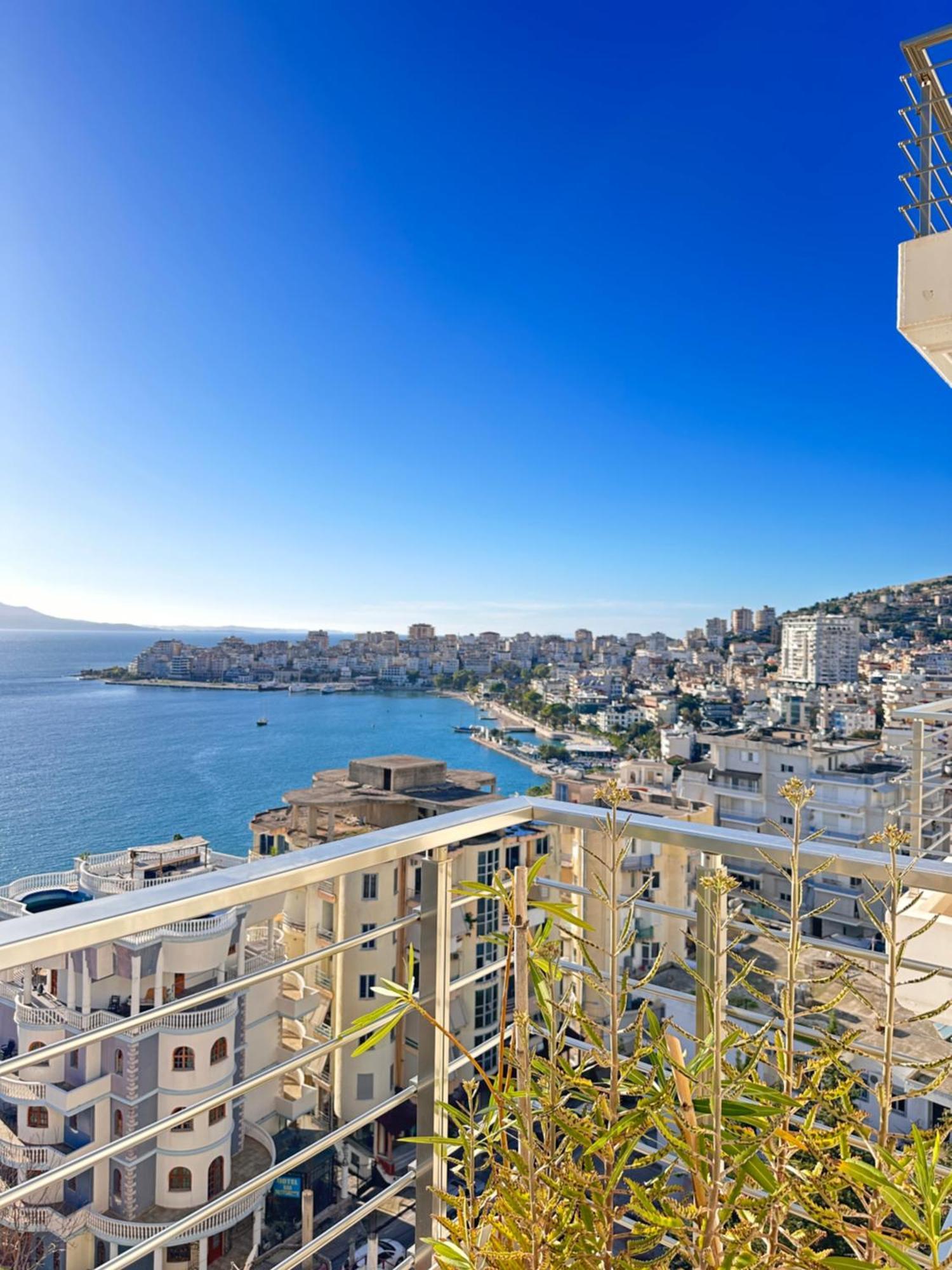Bay View Apartment Саранде Екстериор снимка