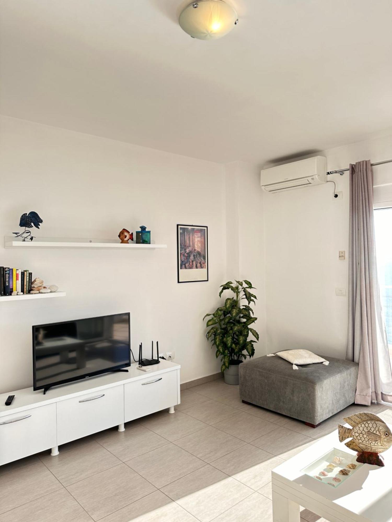 Bay View Apartment Саранде Екстериор снимка